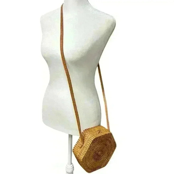 Rattan Crossbody Bag - Picture 2 of 9